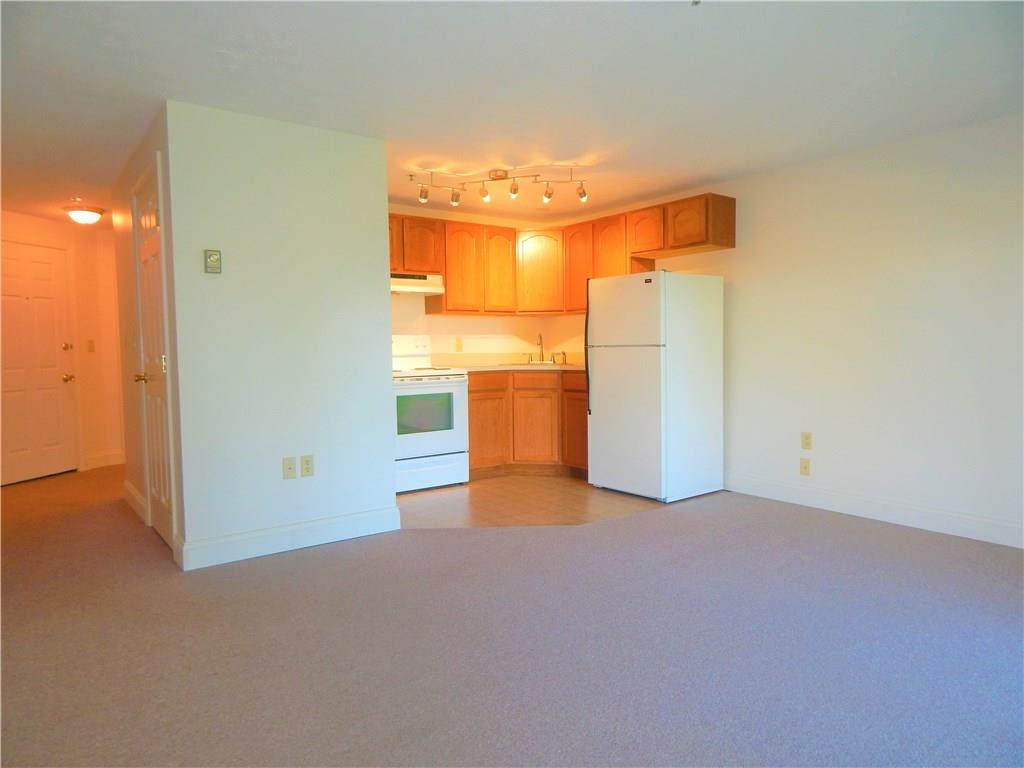 574 Main Street, Unit 101 Damariscotta, ME 04543 - Photo 20 of 34 Photo