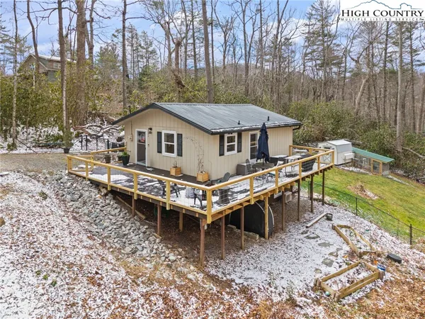 $349,000 | 88 Rockhouse Lane, Marion, NC 28752