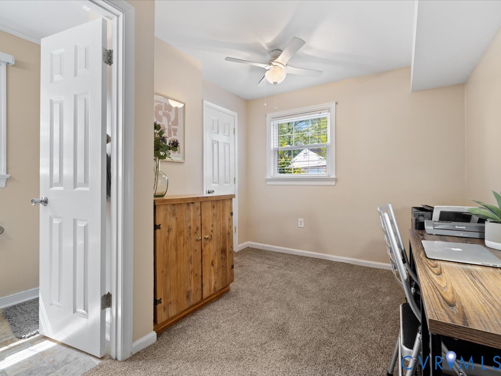 1455 Robindale Road Richmond, VA 23235 - Photo 19 of 29 a view of kitchen with workspace