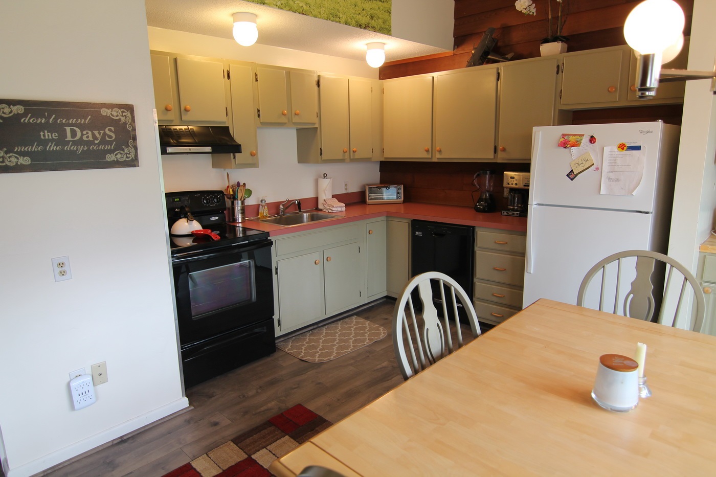4 Loon Valley Road, Unit 4 Lincoln, NH 03251 - Photo 2 of 30