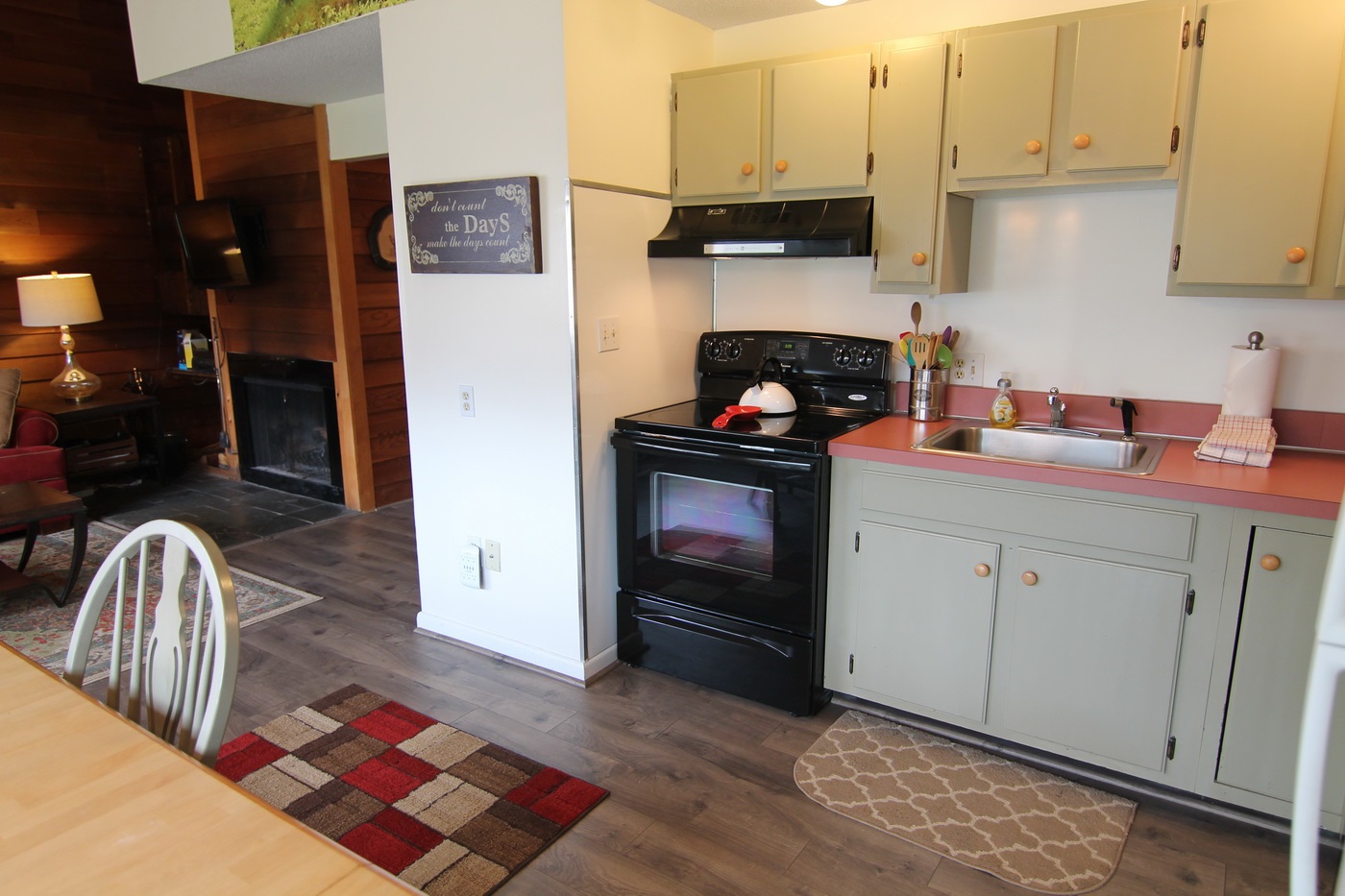 4 Loon Valley Road, Unit 4 Lincoln, NH 03251 - Photo 4 of 30