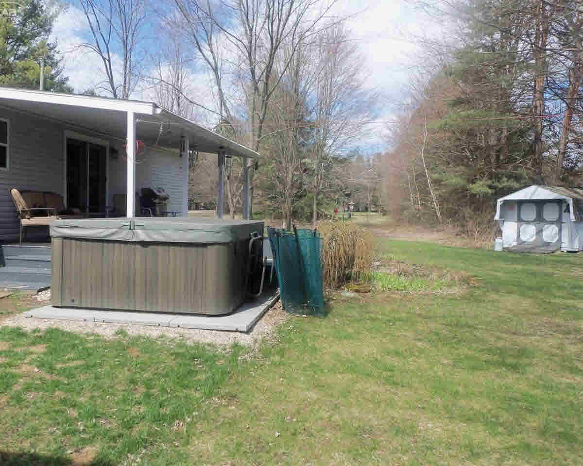 8107 Vassar Road Millington, MI 48746 - Photo 37 of 47 21282792-38.JPG