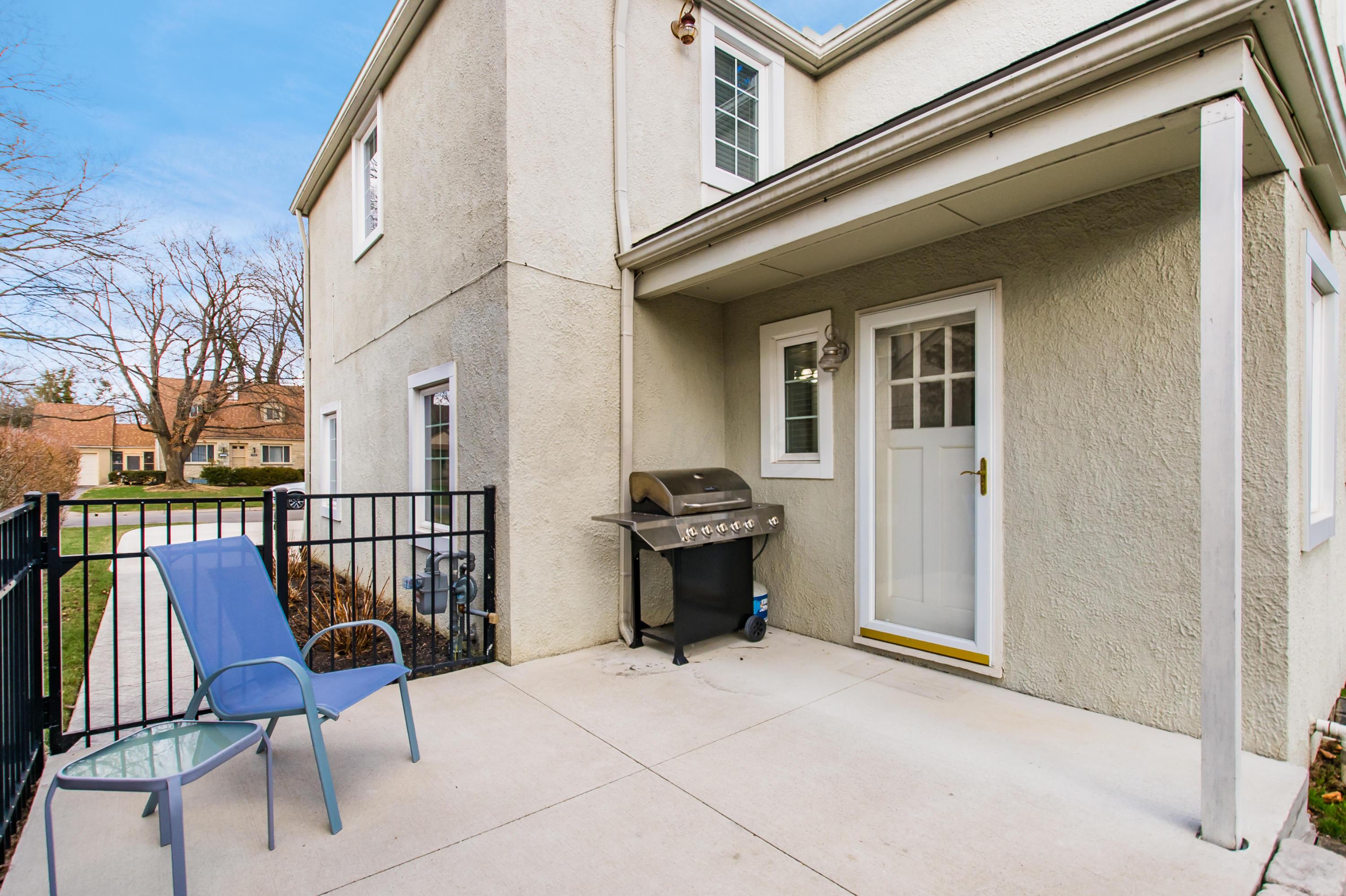 2015 Inchcliff Road Columbus, OH 43221 - Photo 38 of 44