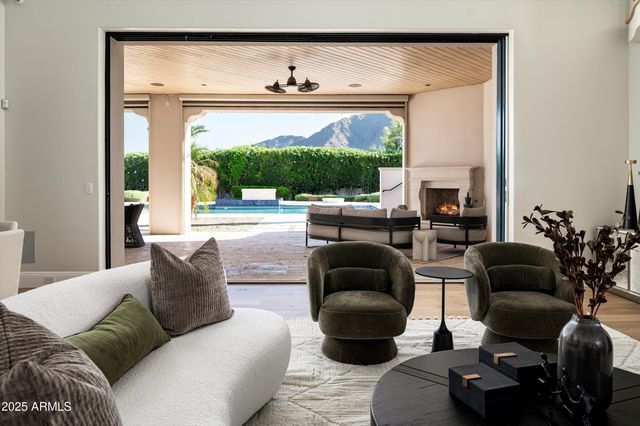 $8,725,000 | 5729 East Joshua Tree Lane, Paradise Valley, AZ 85253