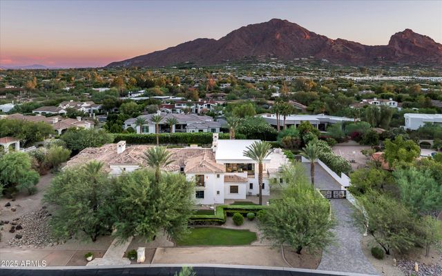 a view of a livingroom with furniture and window