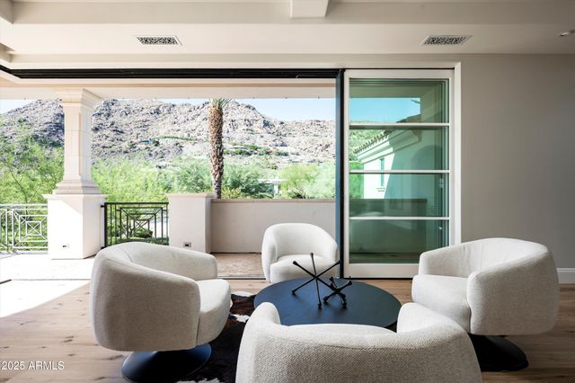 $8,725,000 | 5729 East Joshua Tree Lane, Paradise Valley, AZ 85253