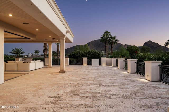 $8,725,000 | 5729 East Joshua Tree Lane, Paradise Valley, AZ 85253