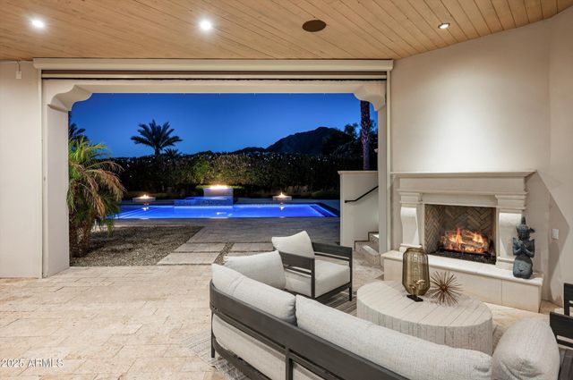 $8,725,000 | 5729 East Joshua Tree Lane, Paradise Valley, AZ 85253