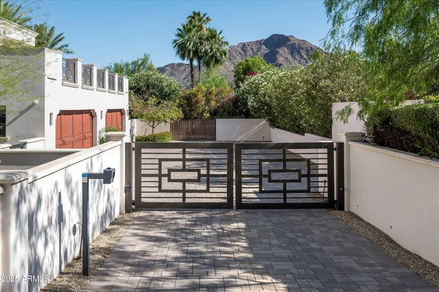 $8,725,000 | 5729 East Joshua Tree Lane, Paradise Valley, AZ 85253