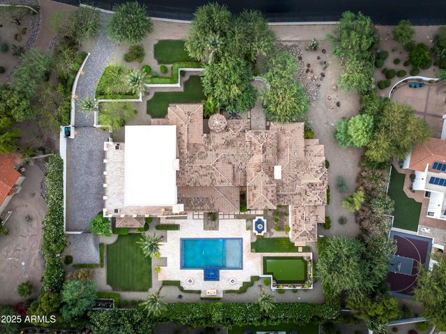 $8,725,000 | 5729 East Joshua Tree Lane, Paradise Valley, AZ 85253