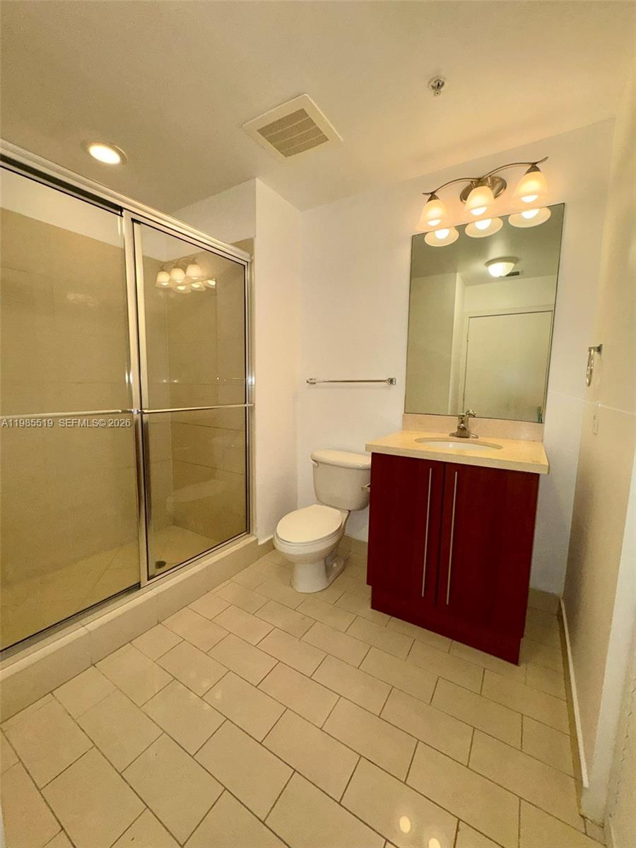79 Southwest 12th Street, Unit 1210 Miami, FL 33130 - Photo 14 of 28