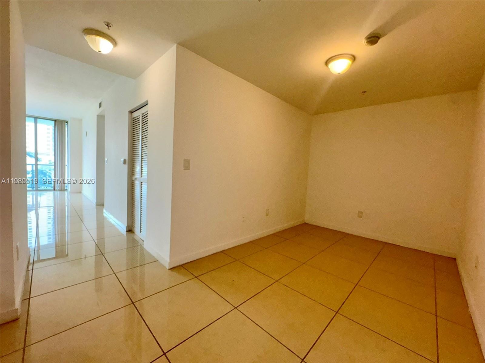 79 Southwest 12th Street, Unit 1210 Miami, FL 33130 - Photo 2 of 28