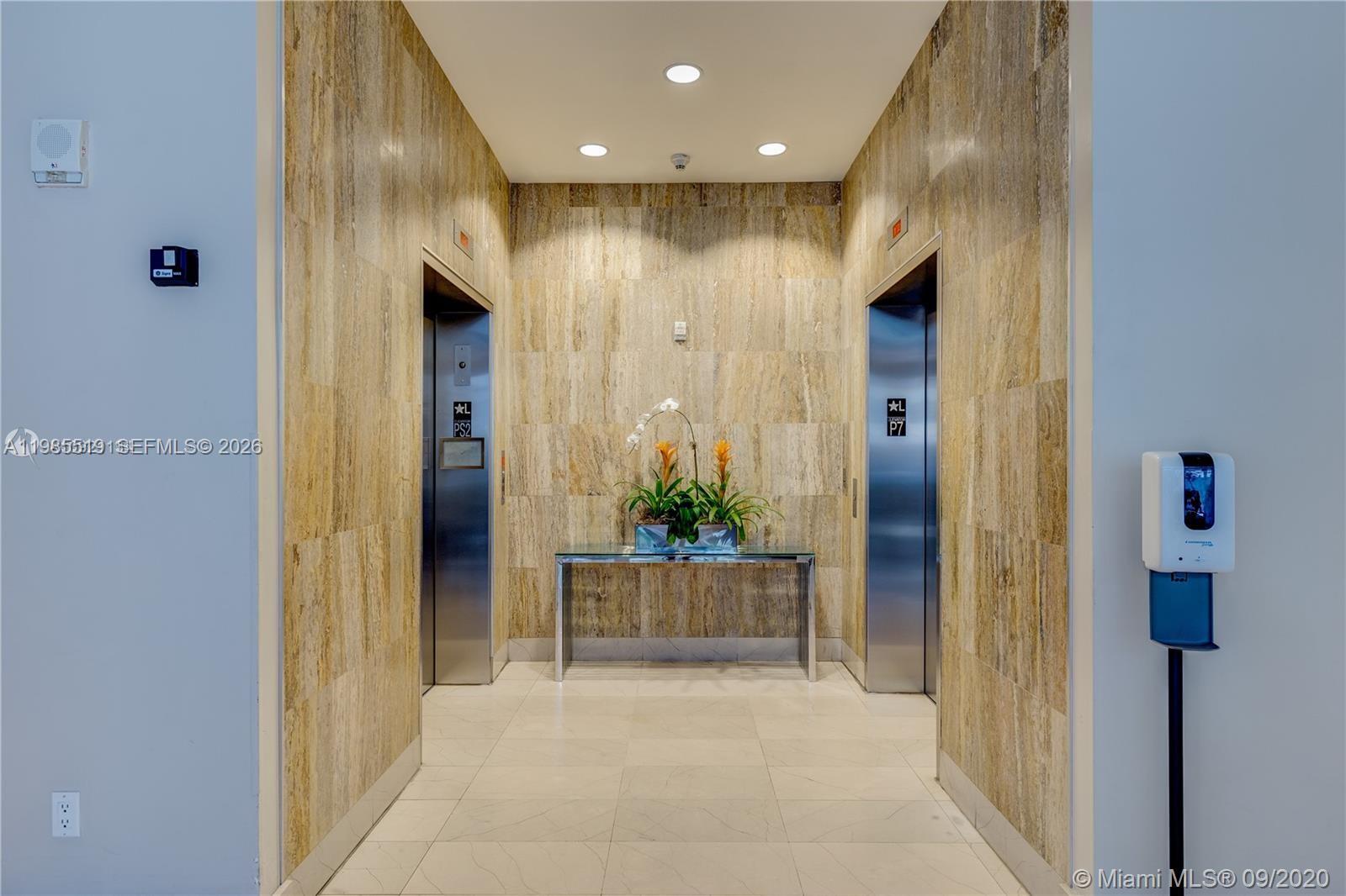 79 Southwest 12th Street, Unit 1210 Miami, FL 33130 - Photo 30 of 37