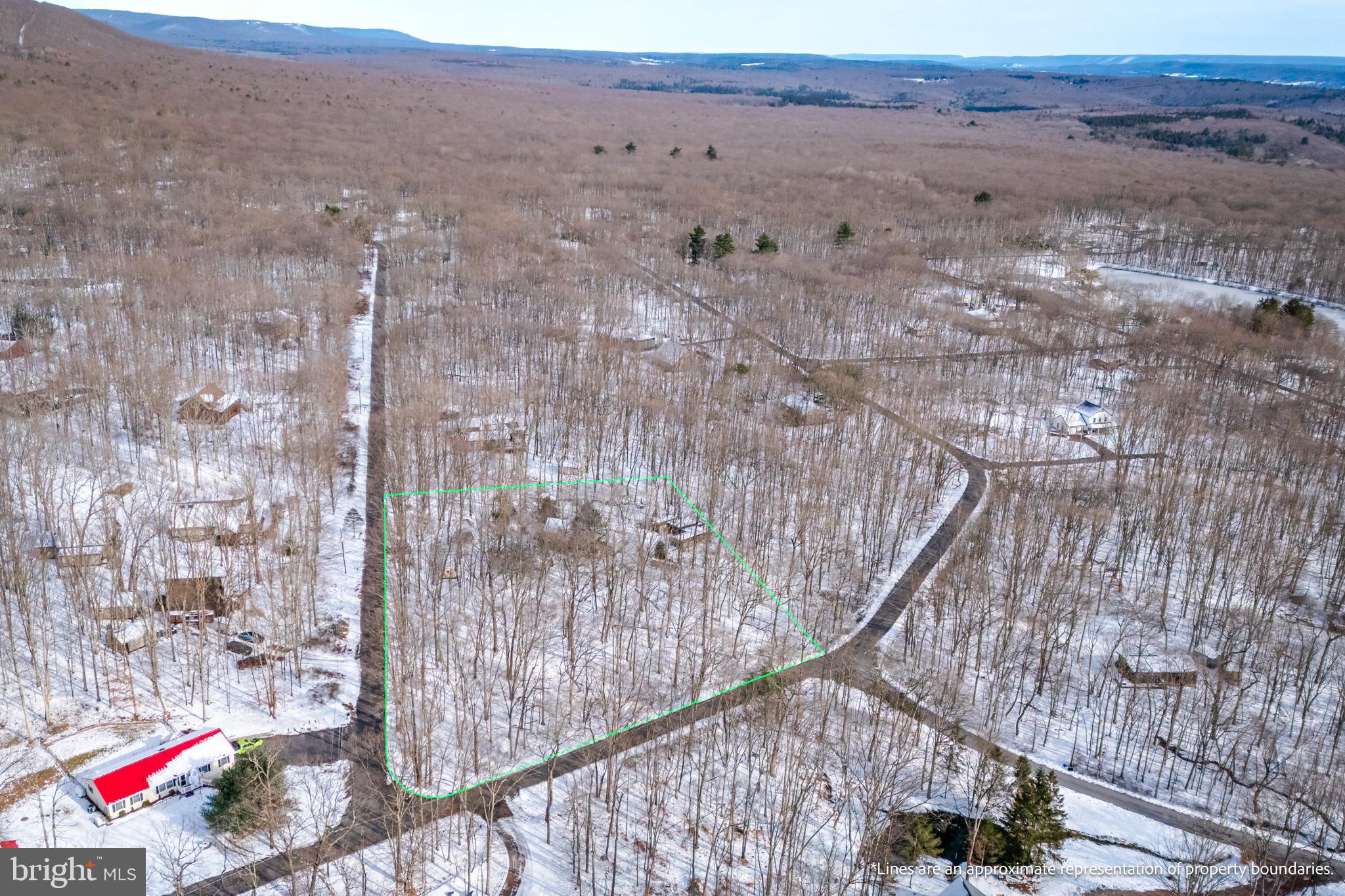 415 White Oak Road Lehighton, PA 18235 - Photo 40 of 45 a view of city and mountain