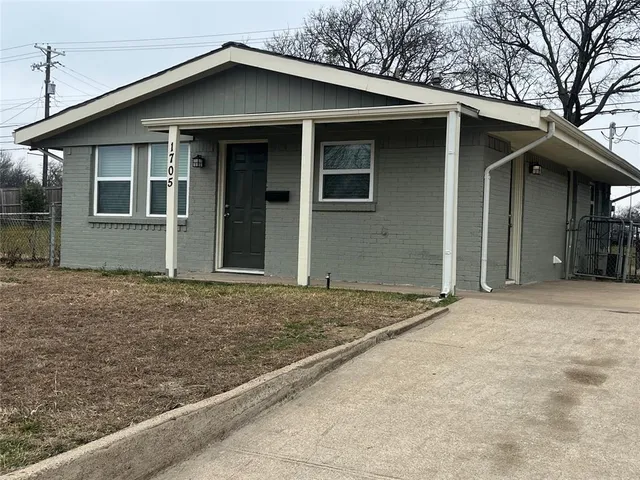 $1,600 | 1705 Burke Drive, Garland, TX 75040