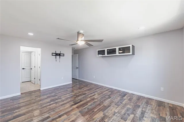 $1,300,000 | 351 Oak Stand Court, Chesterfield, MO 63005