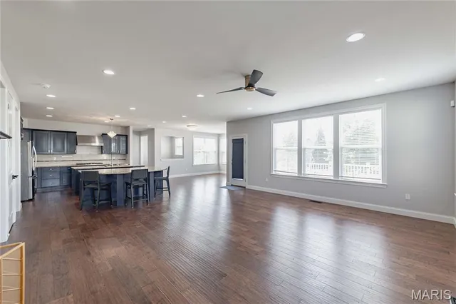 $1,300,000 | 351 Oak Stand Court, Chesterfield, MO 63005