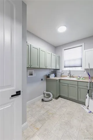 $1,300,000 | 351 Oak Stand Court, Chesterfield, MO 63005