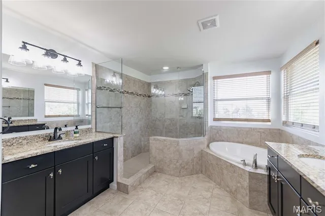 $1,300,000 | 351 Oak Stand Court, Chesterfield, MO 63005