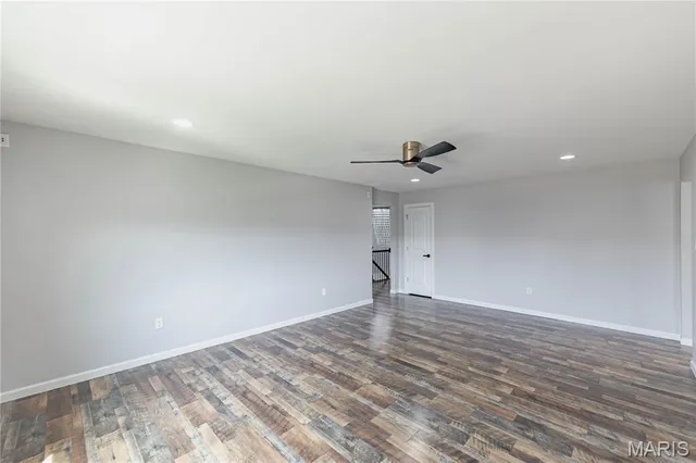 $1,300,000 | 351 Oak Stand Court, Chesterfield, MO 63005