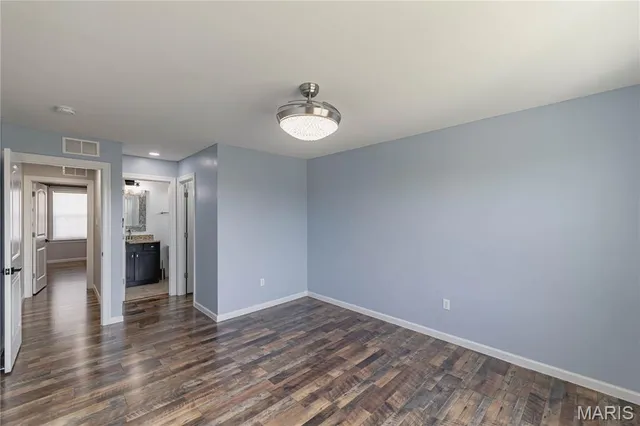 $1,300,000 | 351 Oak Stand Court, Chesterfield, MO 63005