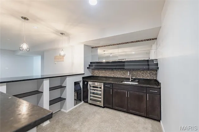 $1,300,000 | 351 Oak Stand Court, Chesterfield, MO 63005