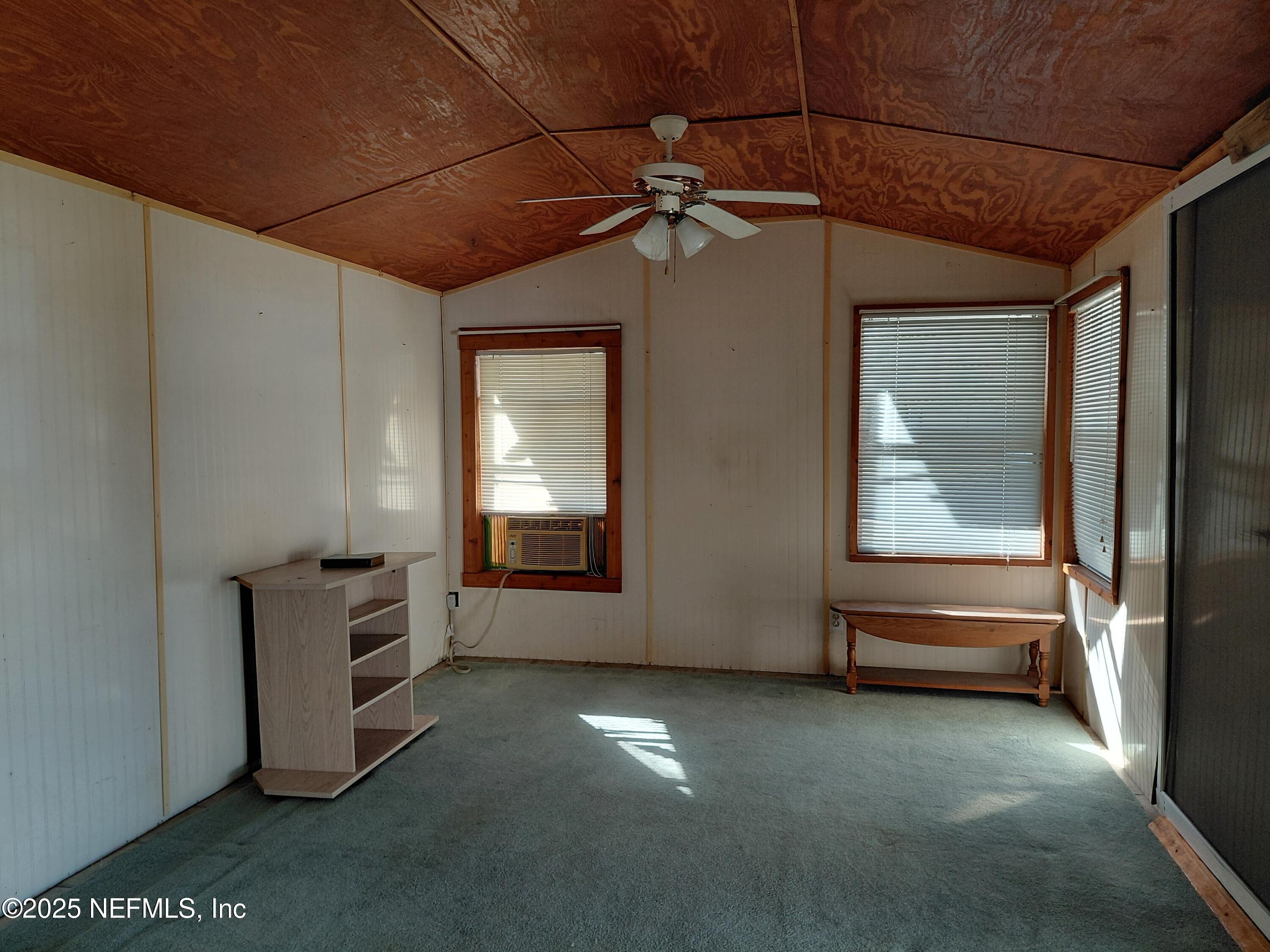 15690 Sears Road Jacksonville, FL 32218 - Photo 29 of 39 Unit B living room