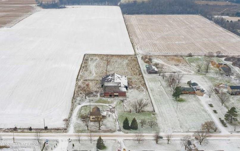 9210 South Nichols Road Gaines, MI 48436 - Photo 2 of 49