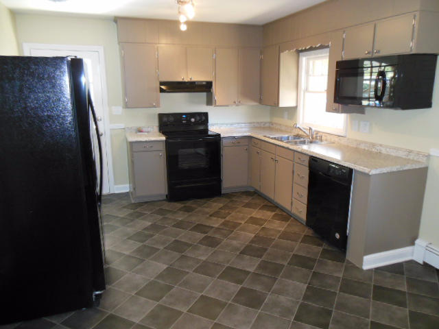 1610 Angus Road Northwest Roanoke, VA 24017 - Photo 2 of 14 F (6)