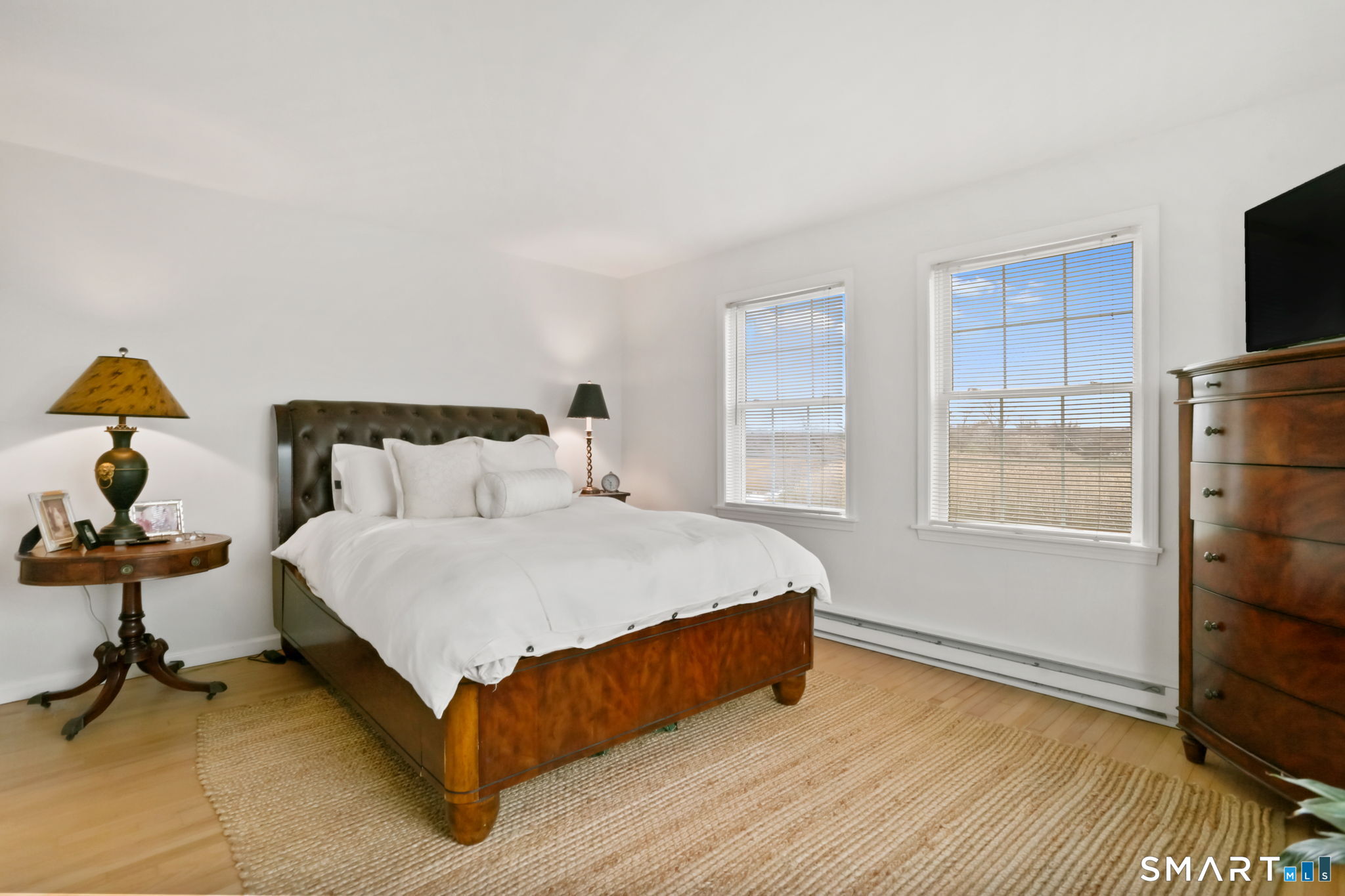 1236 Fairfield Beach Road Fairfield, CT 06824 - Photo 14 of 29 Gallery Image 14