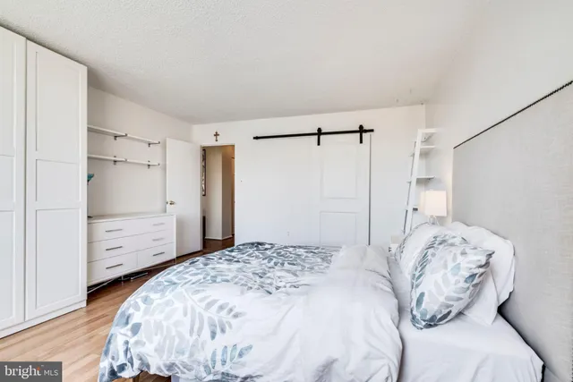 $2,595 | 1325 18th Street Northwest, Unit 807, Washington, DC 20036