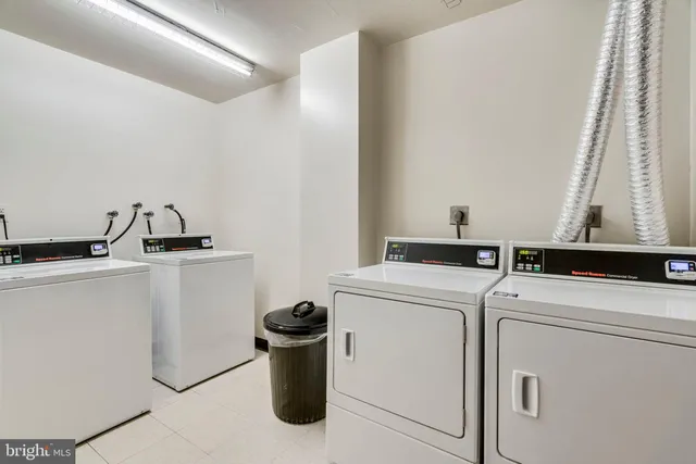 $2,595 | 1325 18th Street Northwest, Unit 807, Washington, DC 20036