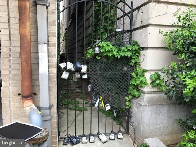 $2,595 | 1325 18th Street Northwest, Unit 807, Washington, DC 20036