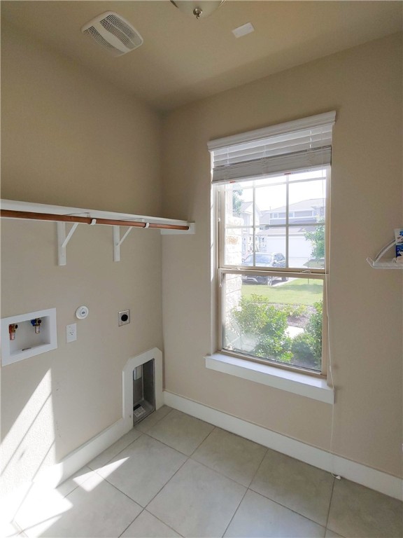 9303 McKnight Loop Austin, TX 78717 - Photo 11 of 18 a view of an empty room with a window