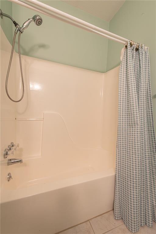 61 David Drive Lower Burrell, PA 15068 - Photo 24 of 29 a bathroom with a shower and a bathtub