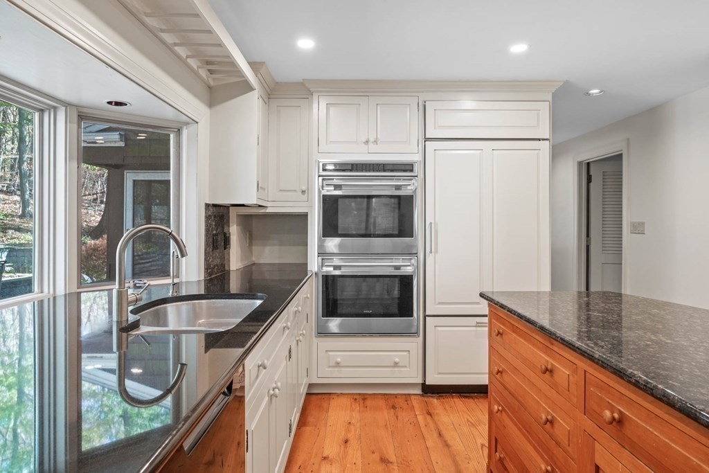 153 Gregory Island Road Hamilton, MA 01982 - Photo 11 of 37 Gallery Image 11