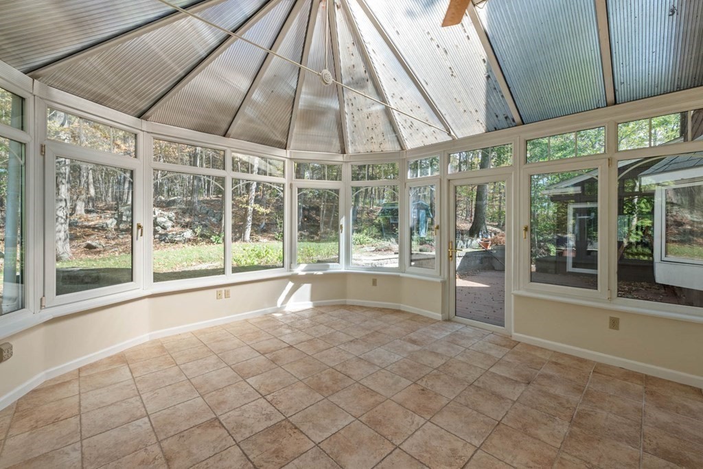 153 Gregory Island Road Hamilton, MA 01982 - Photo 14 of 37 Gallery Image 14