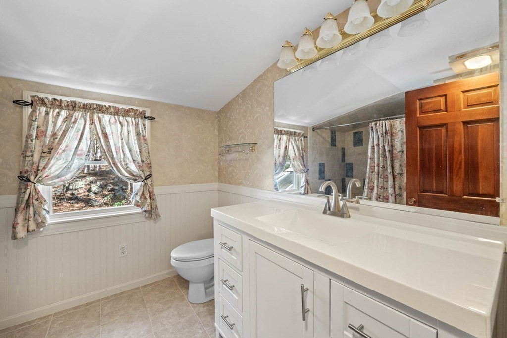 153 Gregory Island Road Hamilton, MA 01982 - Photo 24 of 37 Gallery Image 24