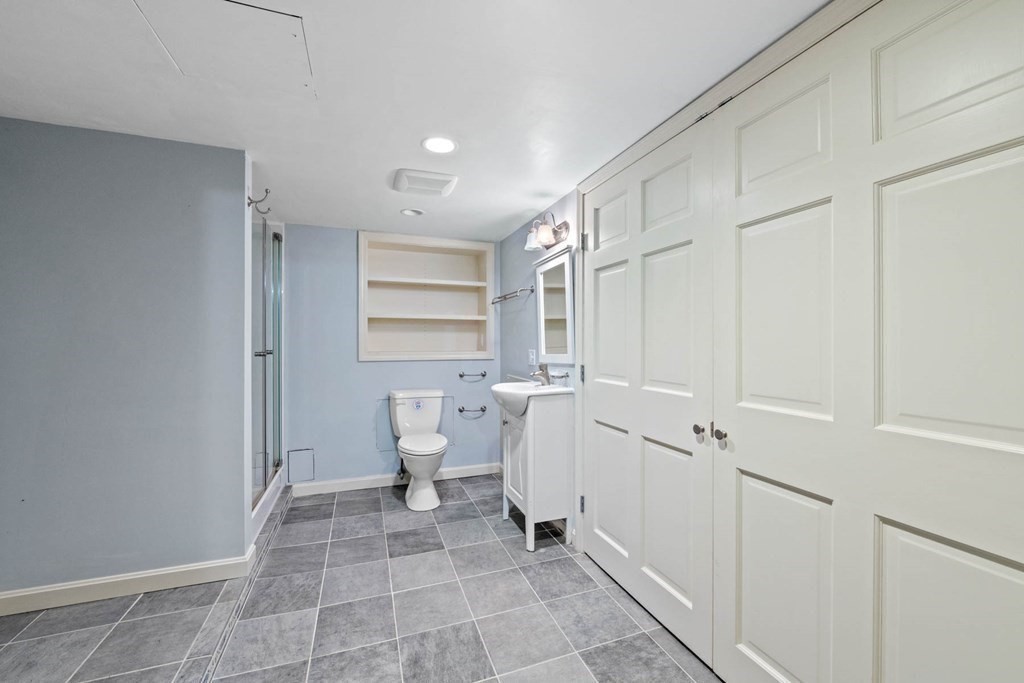 153 Gregory Island Road Hamilton, MA 01982 - Photo 27 of 37 Gallery Image 27