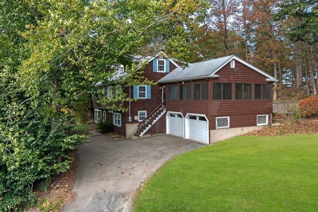 153 Gregory Island Road Hamilton, MA 01982 - Photo 3 of 37 Gallery Image 3