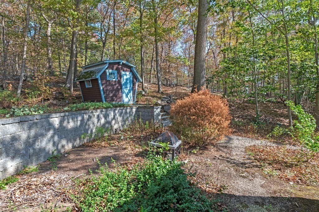 153 Gregory Island Road Hamilton, MA 01982 - Photo 32 of 37 Gallery Image 32