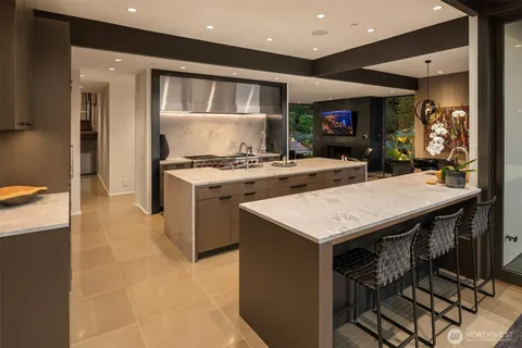 $16,500,000 | 7374 Southeast 71st Street, Mercer Island, WA 98040