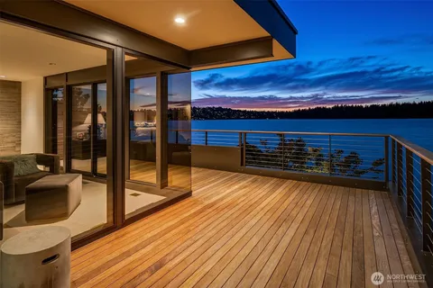 $16,500,000 | 7374 Southeast 71st Street, Mercer Island, WA 98040