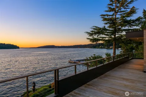 $16,500,000 | 7374 Southeast 71st Street, Mercer Island, WA 98040