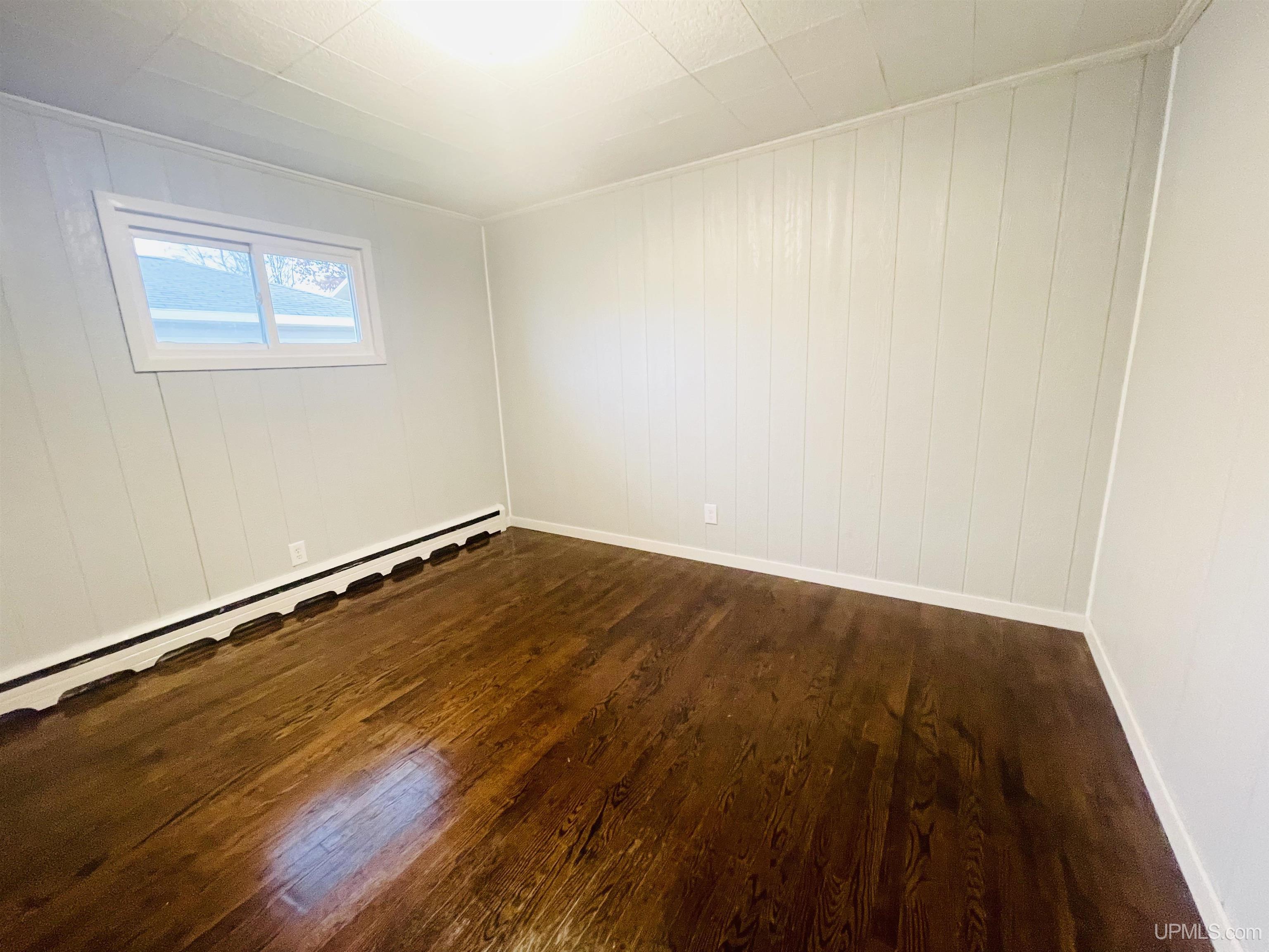 2201 South 23rd Street Escanaba, MI 49829 - Photo 12 of 20