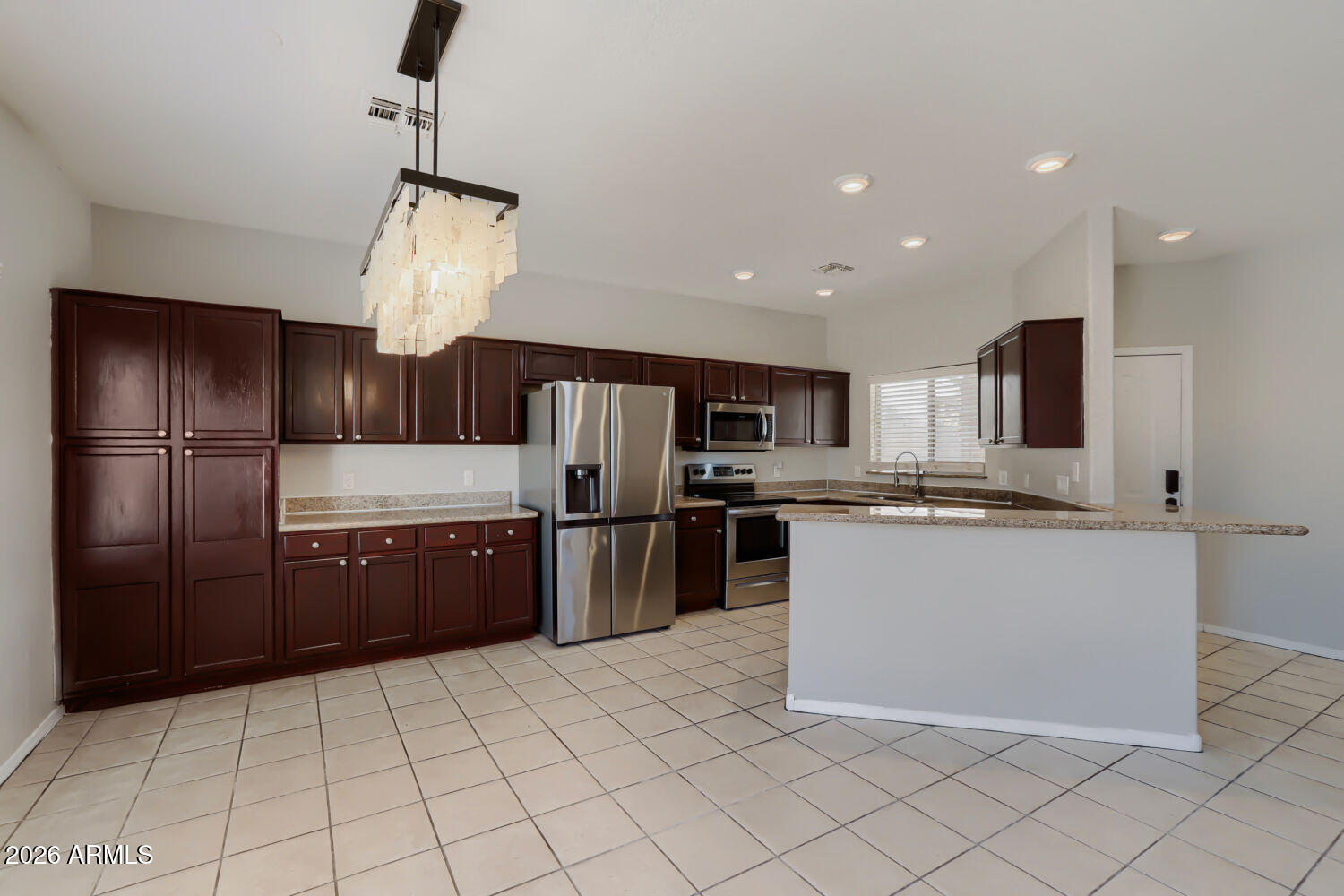 10758 West Alvarado Road Avondale, AZ 85392 - Photo 11 of 29 10758 W Alvarado Rd - Web Quality - 010