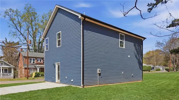 $249,900 | 1304 West Avenue, High Point, NC 27260