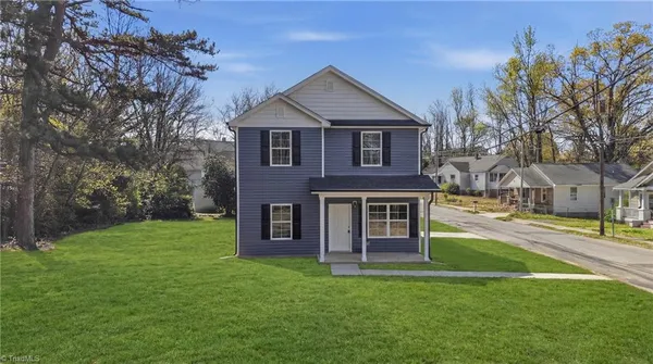 $249,900 | 1304 West Avenue, High Point, NC 27260