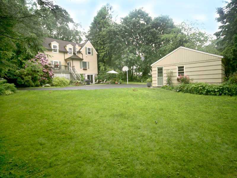 12 Birch Road Darien, CT 06820 - Photo 17 of 17 Additional Photo