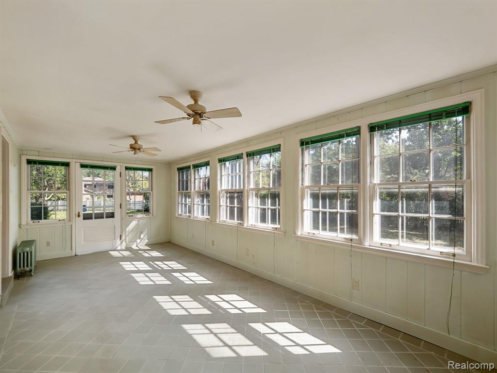 28804 Drake Road Farmington Hills, MI 48331 - Photo 20 of 50